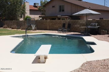 12025 61st Dr, Glendale, AZ 85304