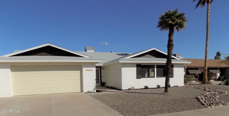 12027 S Tomi Dr, Phoenix, AZ 85044