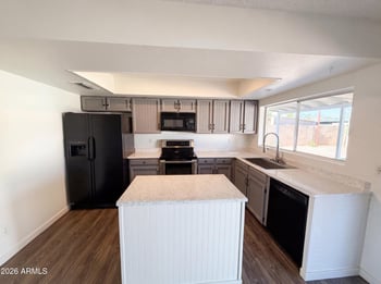 12028 41st Dr, Phoenix, AZ 85029