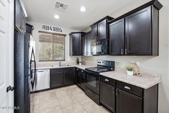 12029 Locust Ln, Avondale, AZ 85323
