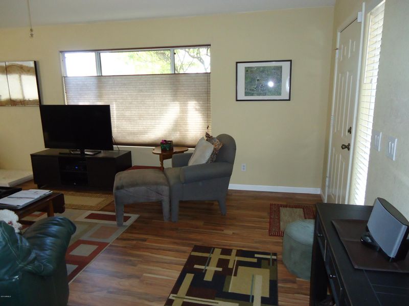 1203 E Angela Dr, Phoenix, AZ 85022