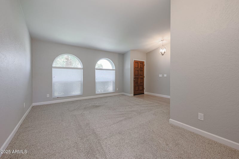 12031 53rd Ave, Glendale, AZ 85304