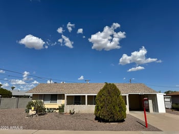 12033 Hillcrest Dr, Sun City, AZ 85351