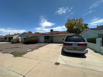 12035 Cherry Hills Dr, Sun City, AZ 85351