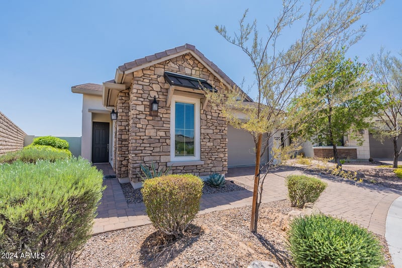 12035 Roy Rogers Rd, Peoria, AZ 85383