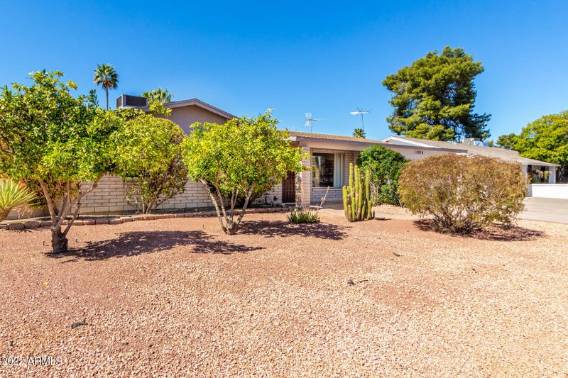 12036 N 36th St, Phoenix, AZ 85028