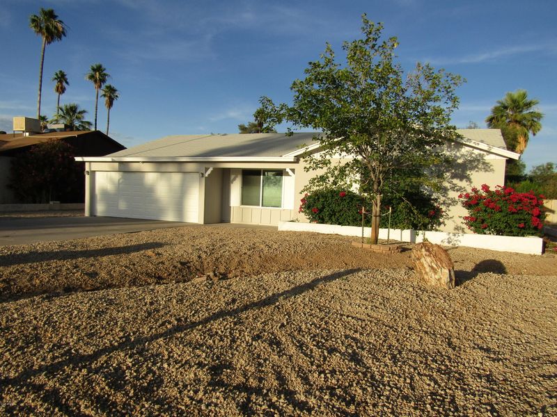 12037 N 47th Ave, Glendale, AZ 85304