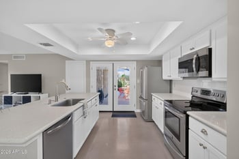 12037 S Half Moon Dr, Phoenix, AZ 85044