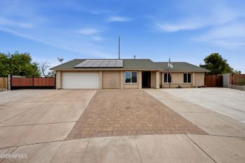 12039 N 60th Ave, Glendale, AZ 85304