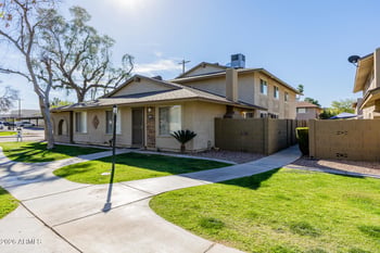 1204 85th Pl, Scottsdale, AZ 85257