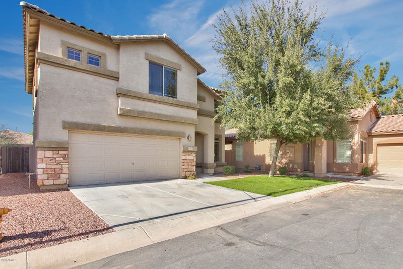 1204 S Roger Way, Chandler, AZ 85286