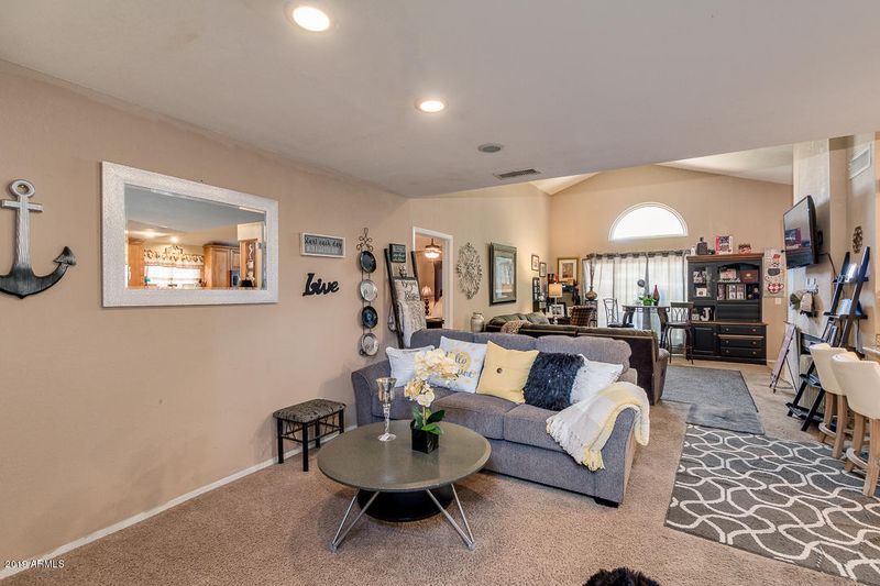 1204 W Highland St, Chandler, AZ 85224