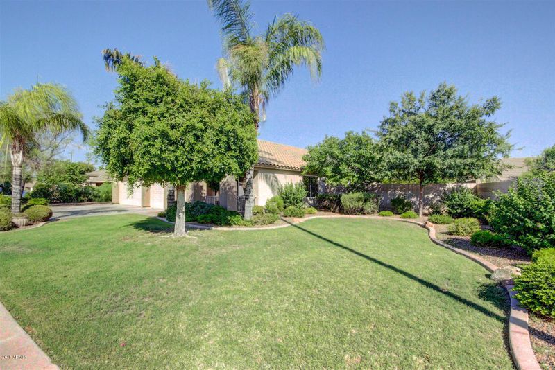 1205 E Carla Vista Dr, Gilbert, AZ 85296