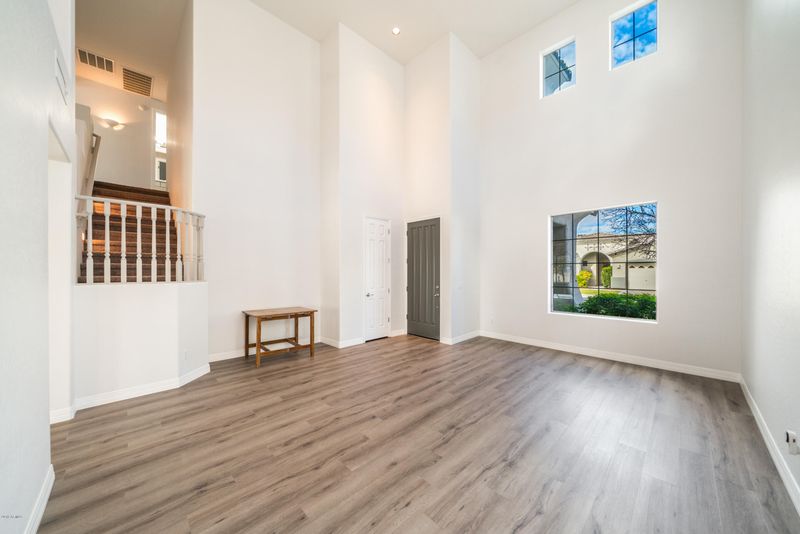 1205 W Stella Ln, Phoenix, AZ 85013