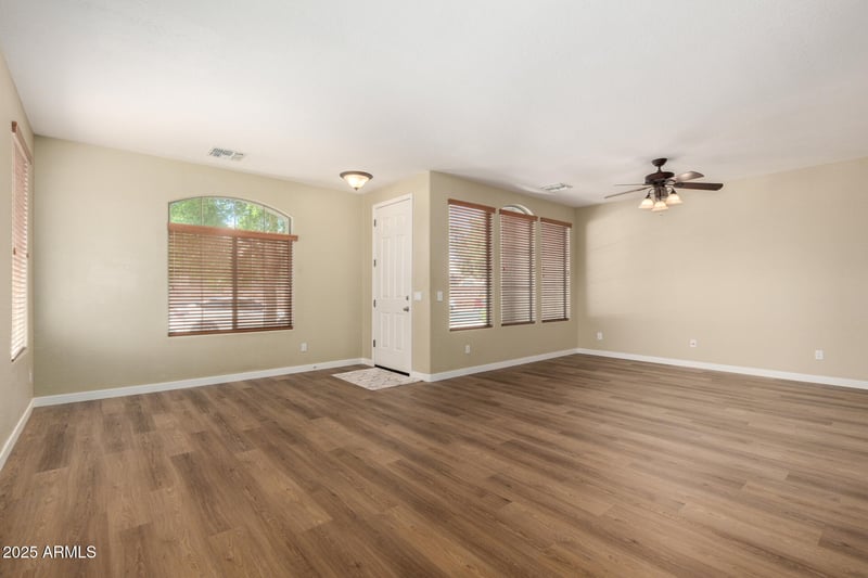 12051 141st Ln, Surprise, AZ 85379