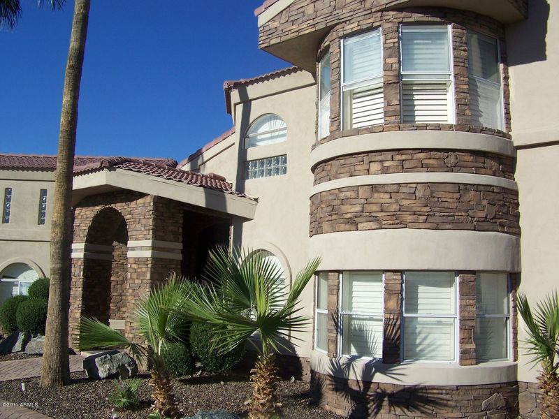 12053 S Blackfoot Dr, Phoenix, AZ 85044