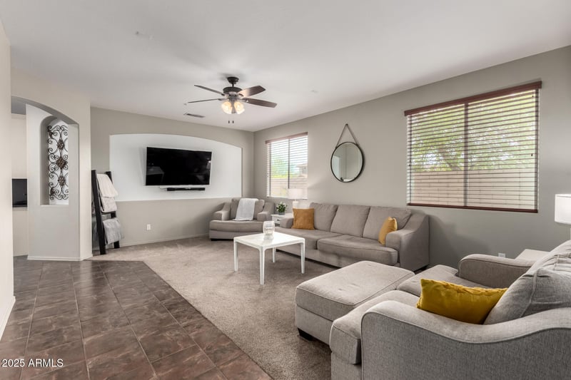 12057 Ashby Dr, Peoria, AZ 85383