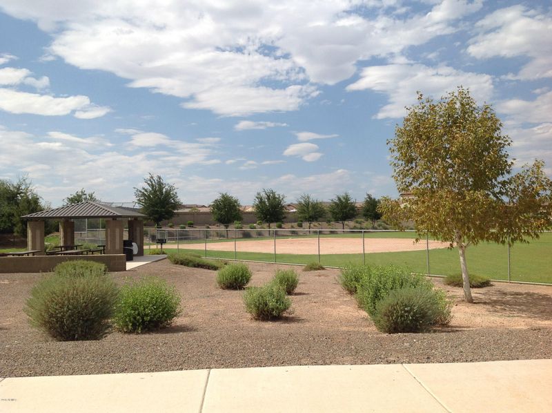 12057 W Hide Trl, Peoria, AZ 85383