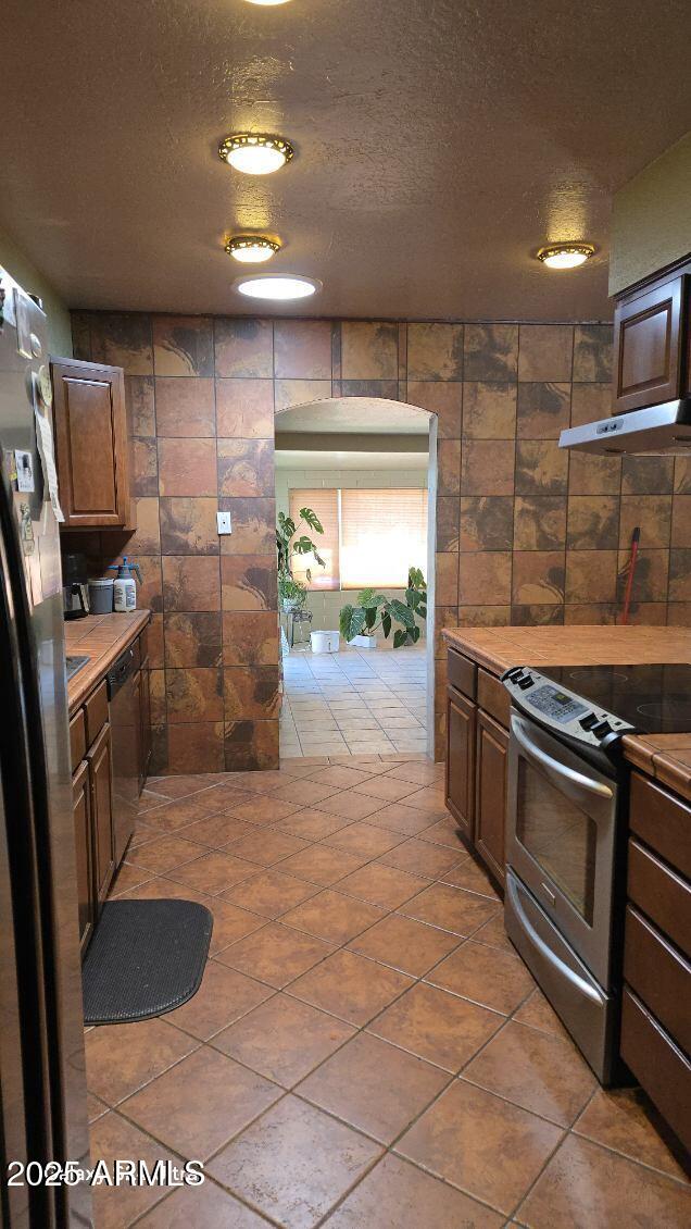 12061 Pebble Beach Dr, Sun City, AZ 85351