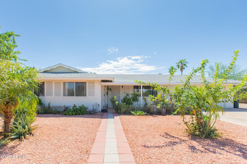 12062 Saint Annes Dr, Sun City, AZ 85351