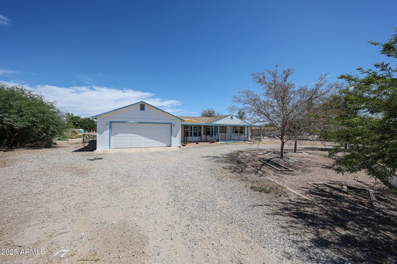 1207 205th Ave, Buckeye, AZ 85326