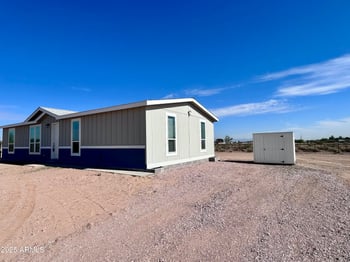 1207 383rd Dr, Tonopah, AZ 85354