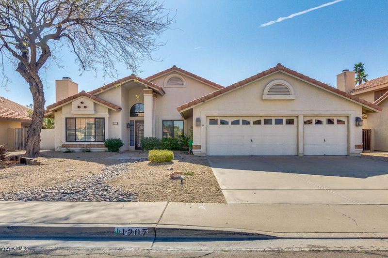1207 E Divot Dr, Tempe, AZ 85283