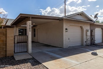 1207 Grove Cir, Mesa, AZ 85204