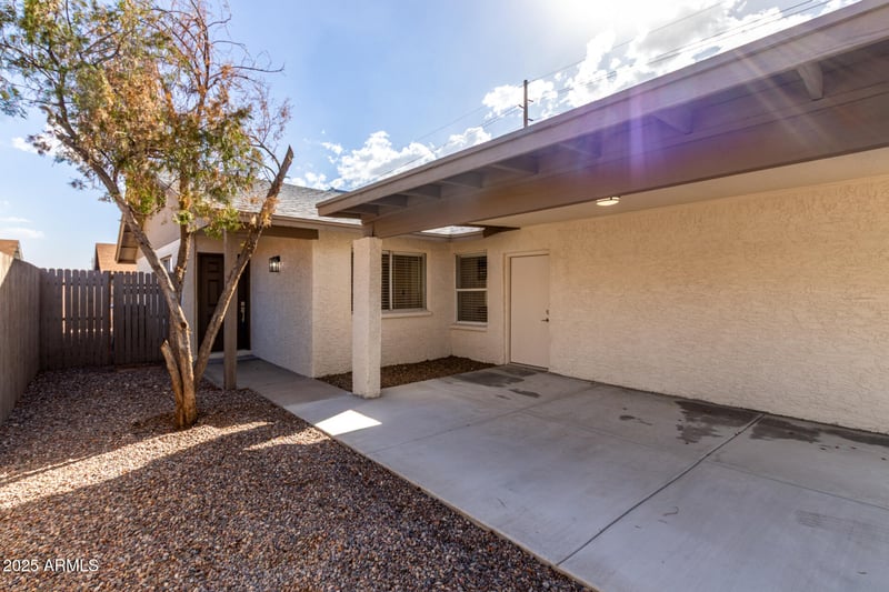 1207 Grove Cir, Mesa, AZ 85204