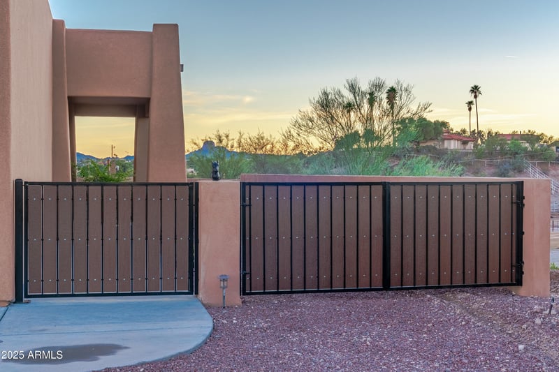 1207 Roadrunner St, Wickenburg, AZ 85390