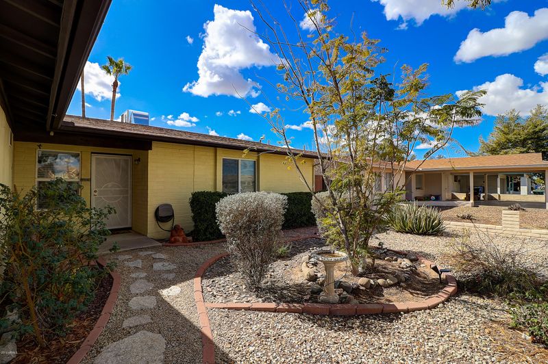 1207 W Grovers Ave, Phoenix, AZ 85023