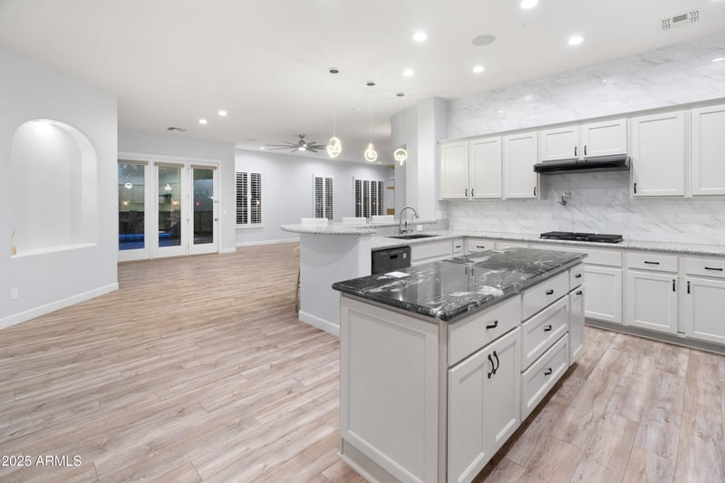 12073 Desert Mirage Dr, Peoria, AZ 85383