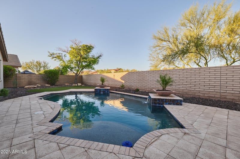 12074 Dove Wing Way, Peoria, AZ 85383