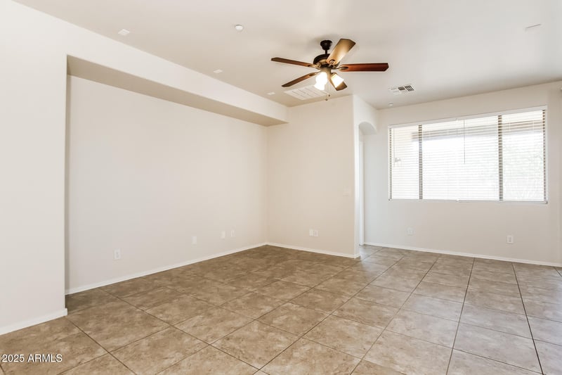 12075 Eagle Ridge Ln, Peoria, AZ 85383