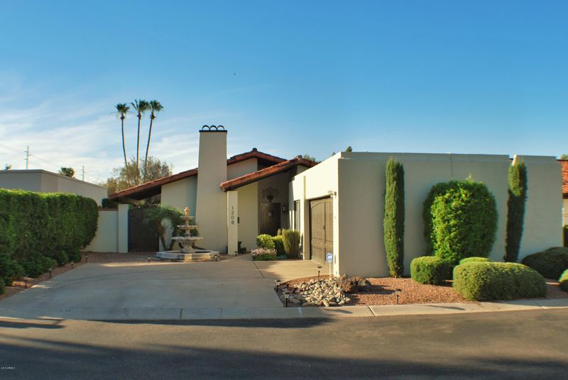 1208 E Rancho Dr, Phoenix, AZ 85014