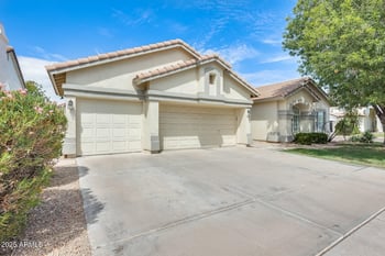 1208 Jamaica Way, Gilbert, AZ 85234