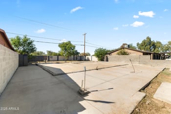 1208 Oakleaf Dr #70, Phoenix, AZ 85008