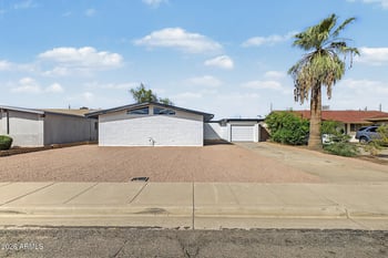 1208 W Malibu Dr, Tempe, AZ 85282