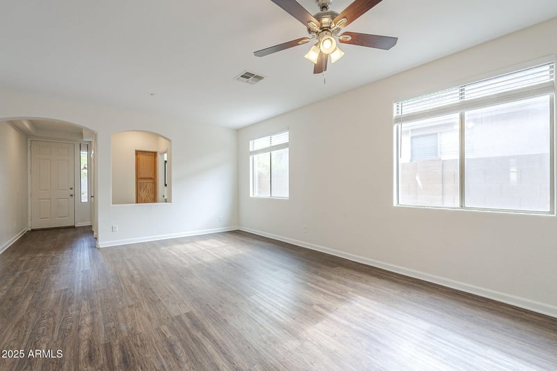 12083 Eagle Ridge Ln, Peoria, AZ 85383