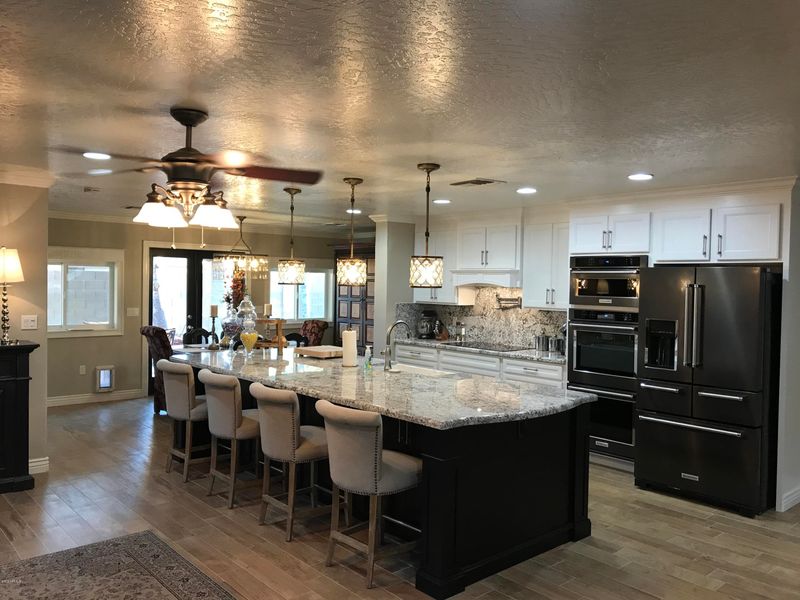 1209 E Jensen St, Mesa, AZ 85203