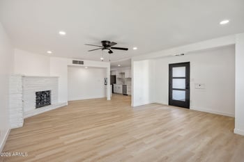 1209 Pepper Pl, Mesa, AZ 85201