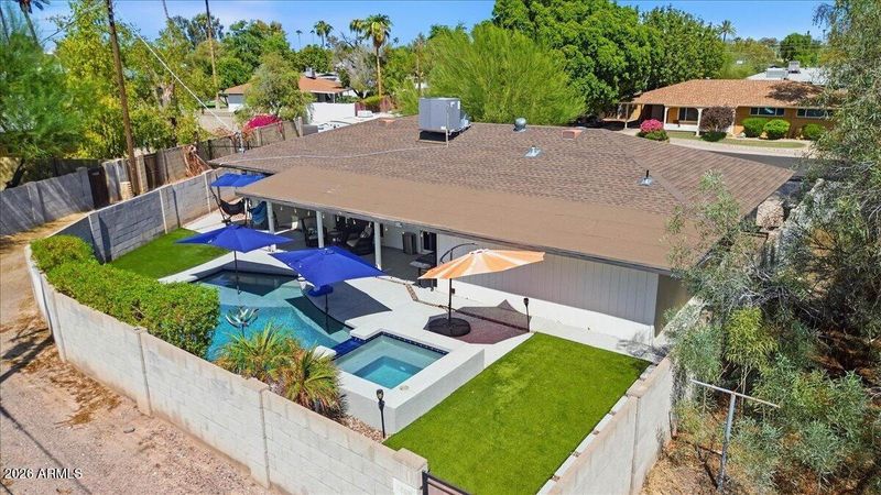 1209 W Medlock Dr, Phoenix, AZ 85013