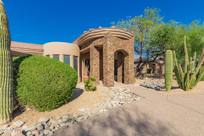 12090 Paradise Dr, Scottsdale, AZ 85259