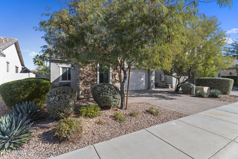 12090 Peak View Rd, Peoria, AZ 85383