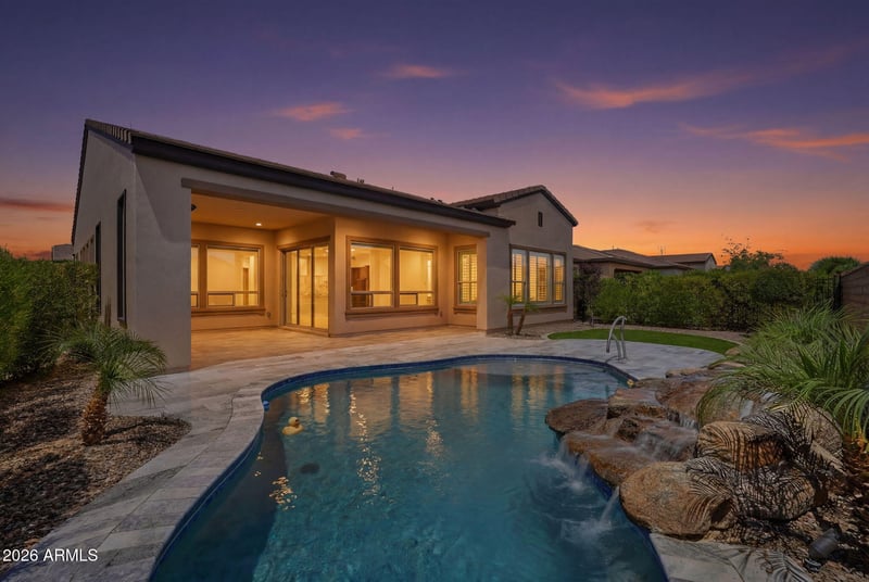121 E Alcatara Ave, Queen Creek, AZ 85140