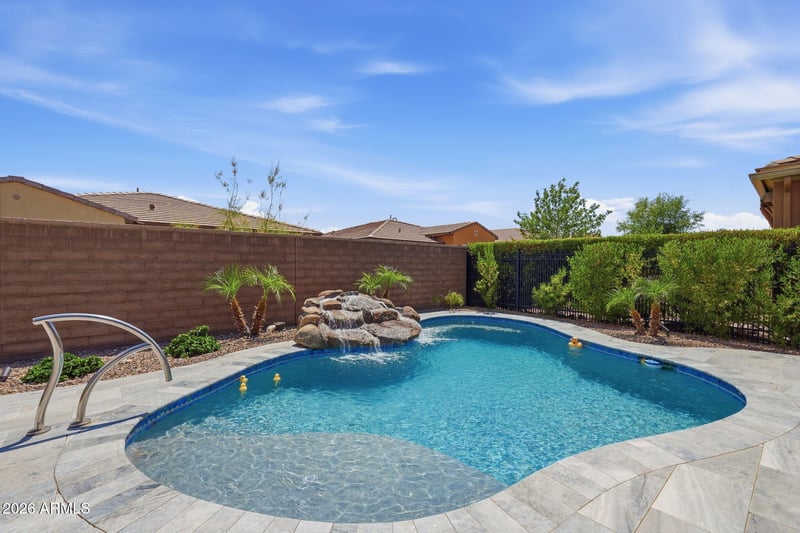 121 E Alcatara Ave, Queen Creek, AZ 85140
