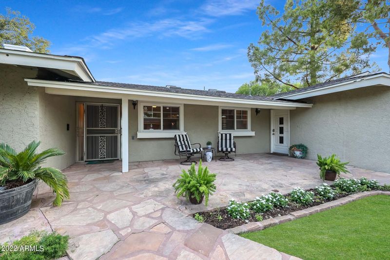 121 E Claremont St, Phoenix, AZ 85012