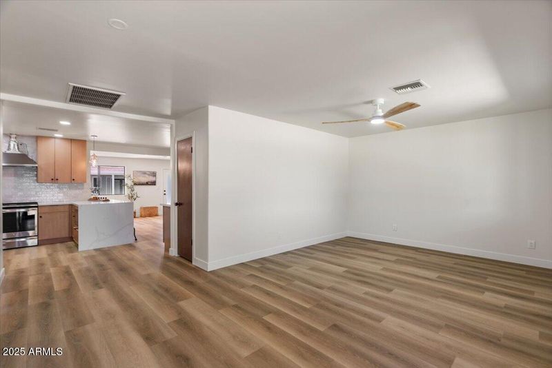 121 E Ivanhoe St, Gilbert, AZ 85295