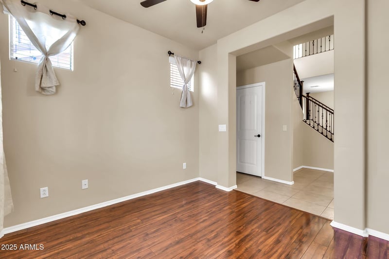 121 Hackberry Dr, Chandler, AZ 85248