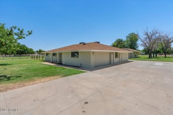 121 Ivanhoe St, Gilbert, AZ 85295